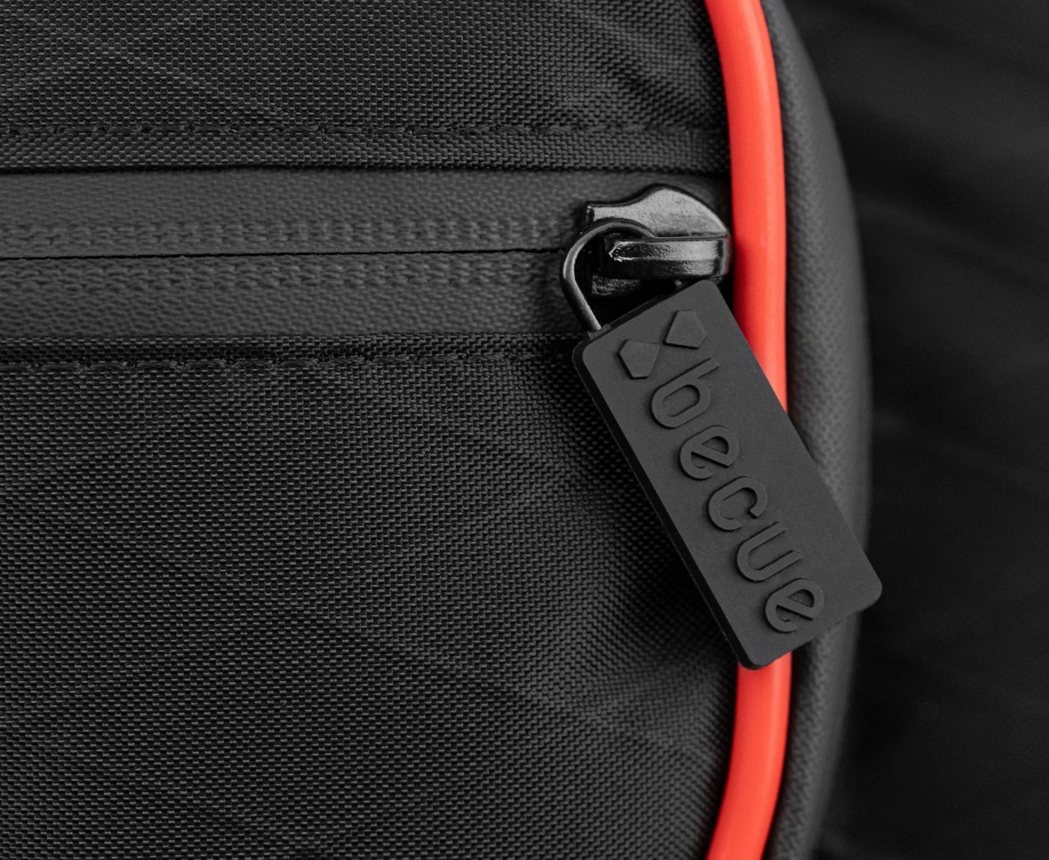 Becue Arax 4x8 Soft Butterfly Cue Case - Red 2 Becue Arax 4x8 Soft Butterfly Cue Case - Red - Image 2